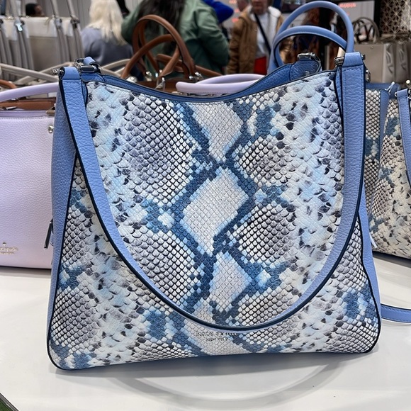 Kate Spade Leila Medium Triple Compartment Shoulder Tote
snake 
muted blue 
NWT - Picture 7 of 16